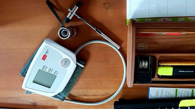  merilec krvnega tlaka